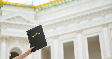 Nasz absolwent wśród laureatów konkursu na najlepsze prace o Warszawie